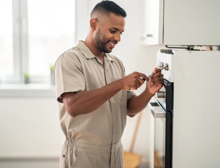 Handyman service in Pickering